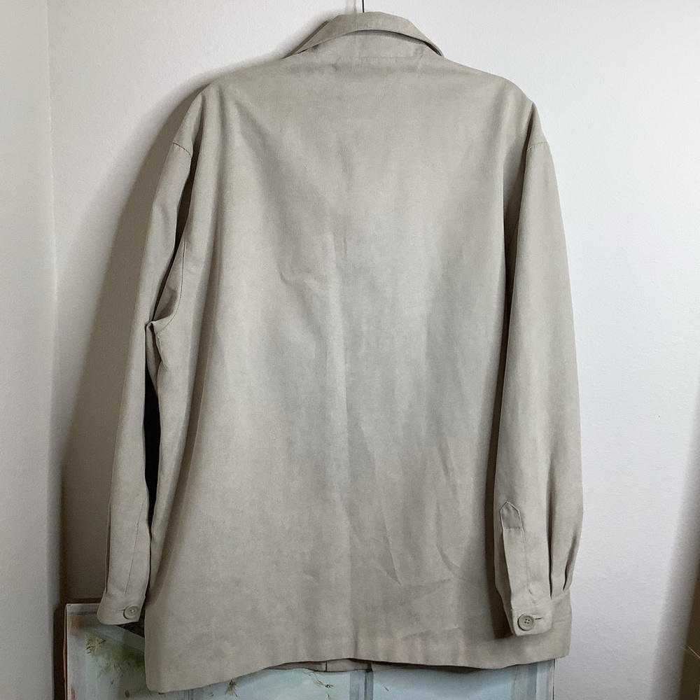 Linea Uomo button down shirt jacket, beige, 2 exterior pockets, 3 interior, XL - Picture 3 of 16
